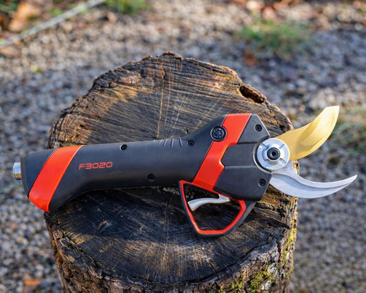 La F3020™ – Ultra-Light Professional Safety Shears (9-Hour Comfort & 3X Protection) ✂️🔥